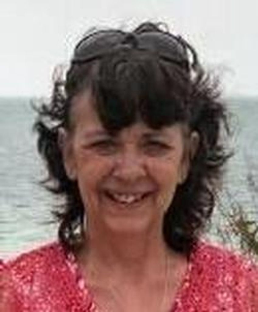 Cynthia "Cindy" Louise Moles