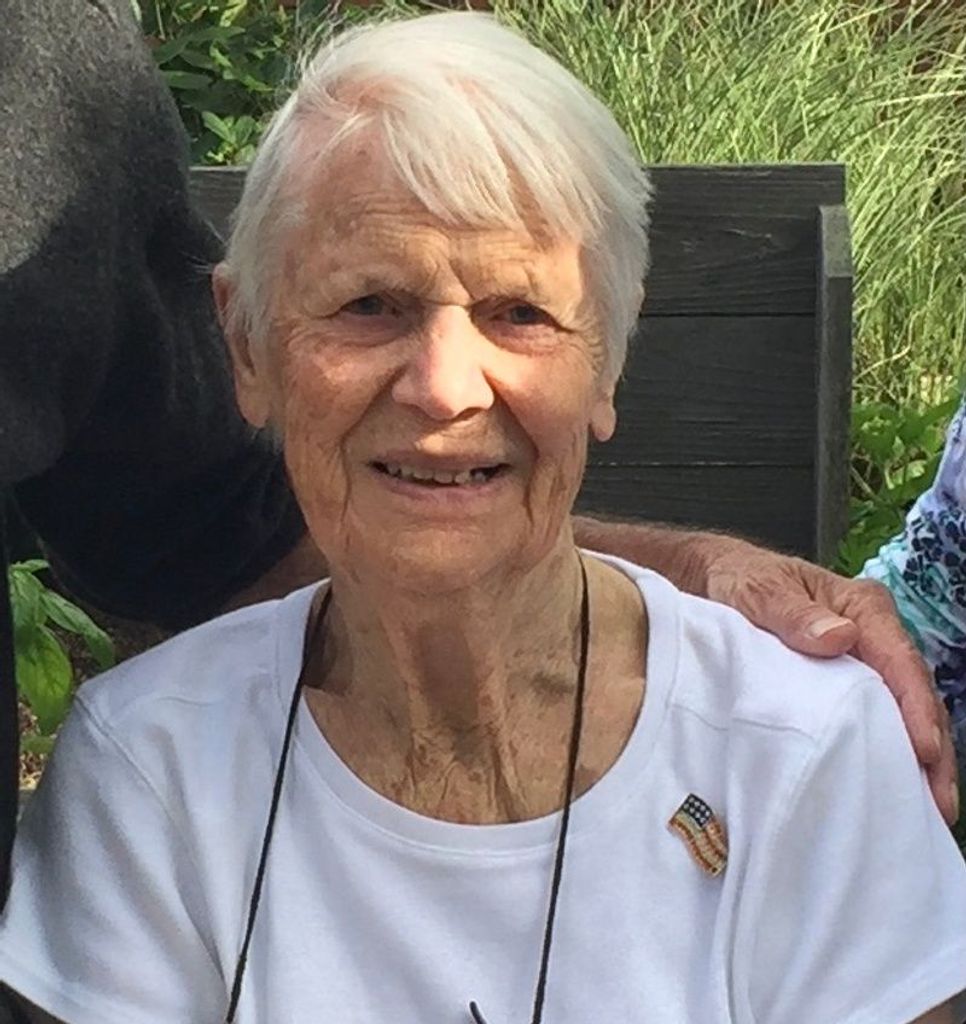 Esther J. (Doyle) Medina Profile Photo