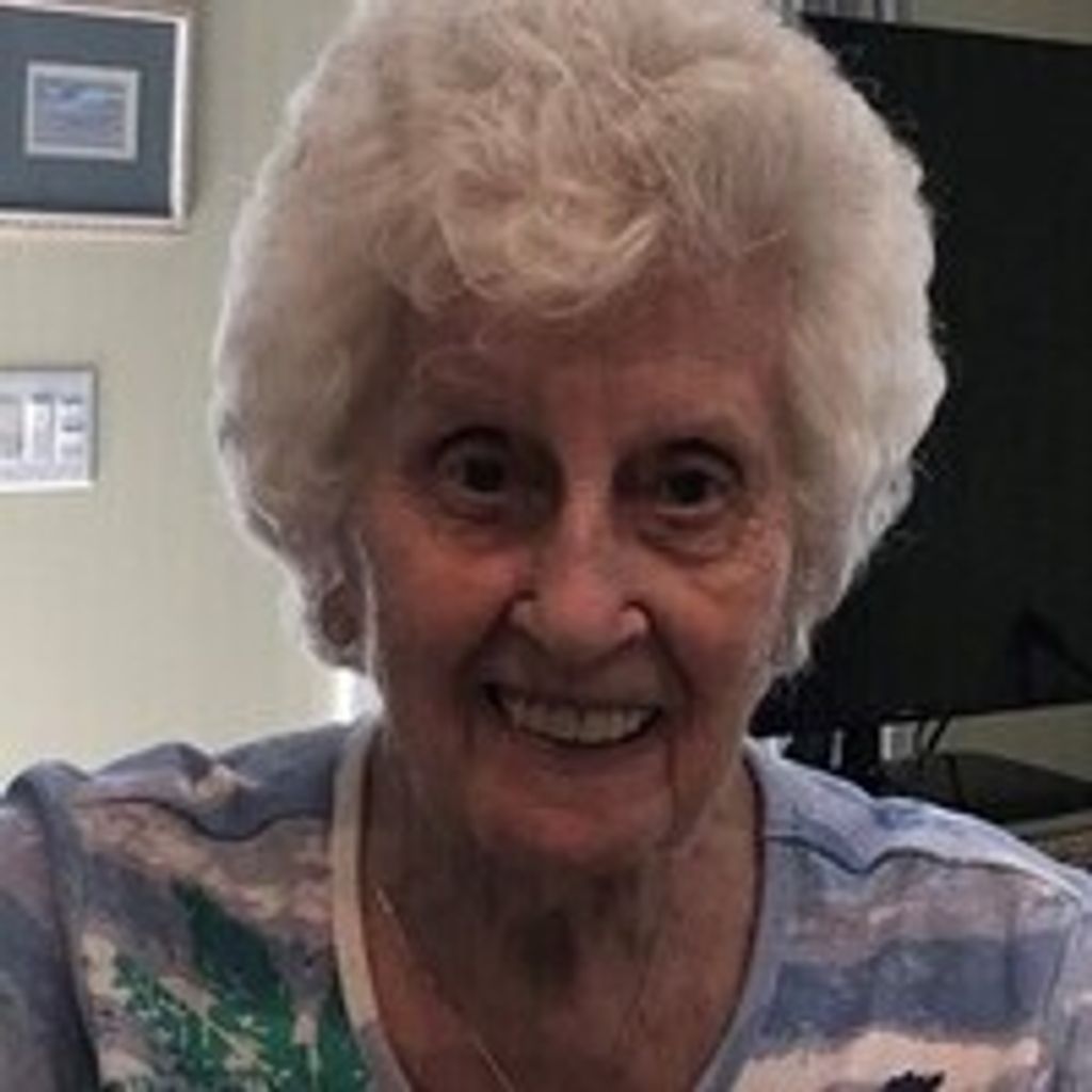 Lillian M Hamel-Rizzie