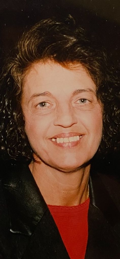 Laura Fern Hayes Profile Photo