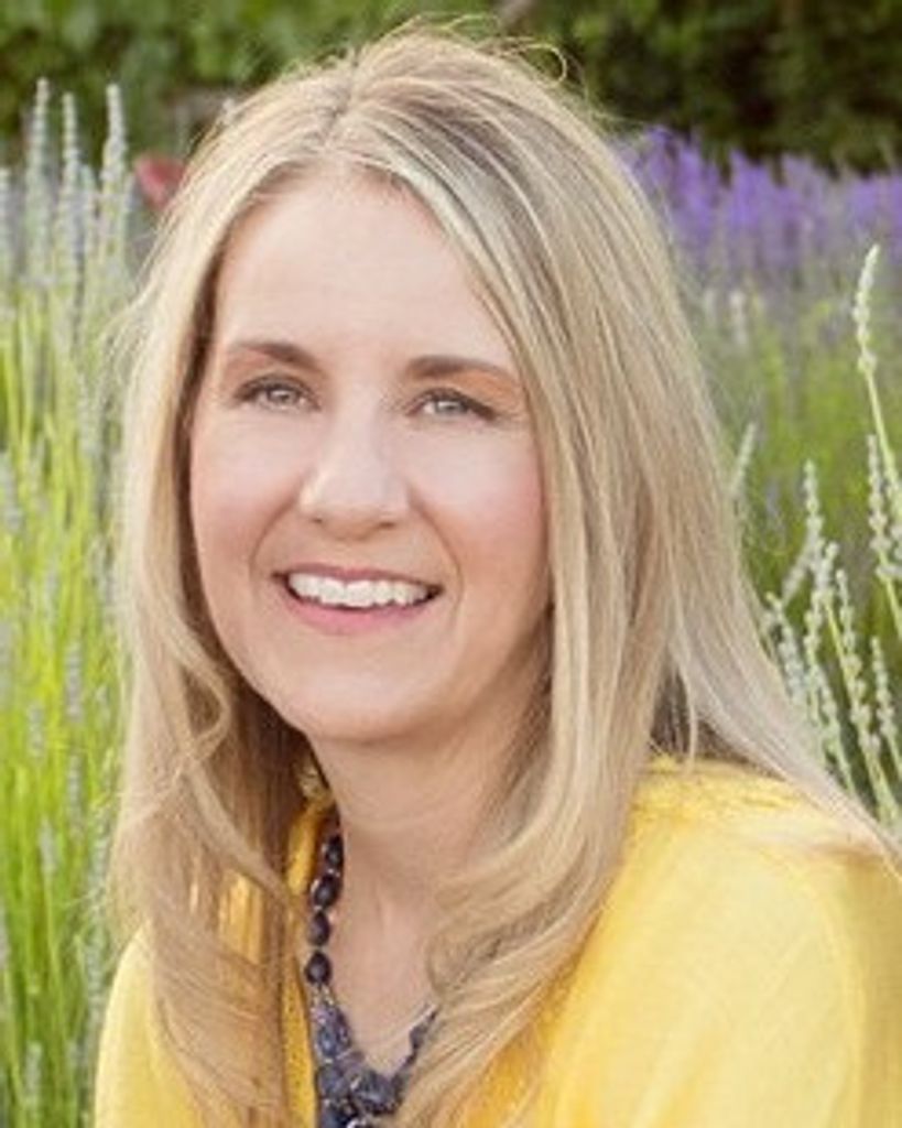 Angela "Angie" Daun Peterson Profile Photo