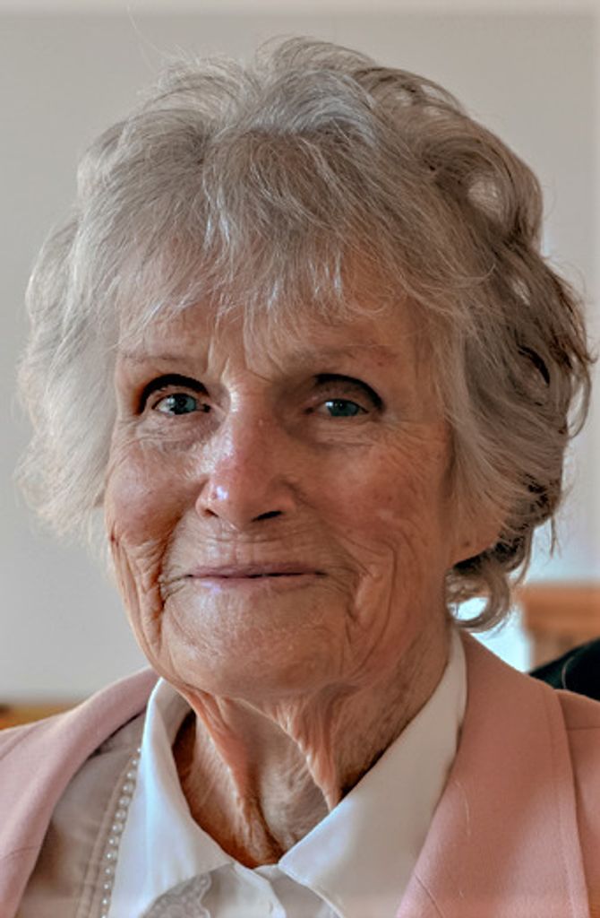 Joann (Golden)  Reid Profile Photo
