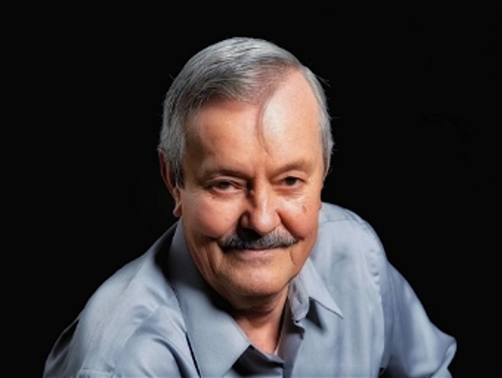 Andy Lowell Pierce Profile Photo