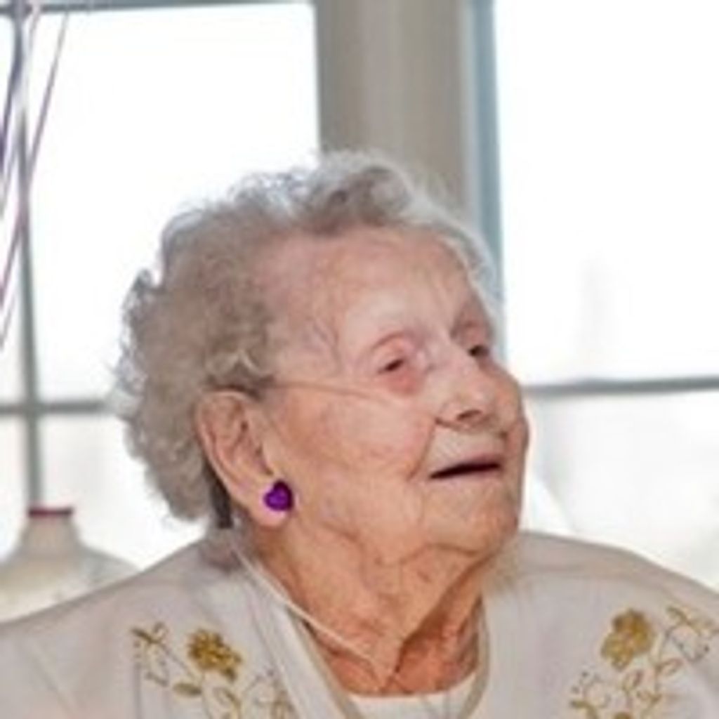 Dorothy Darr