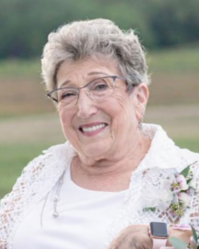 Leslie Rose Williams