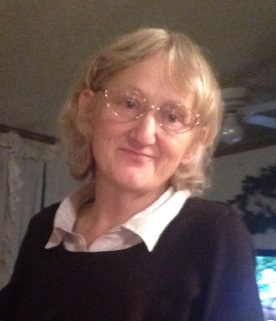 Tina M (Stillwell)  Matthews