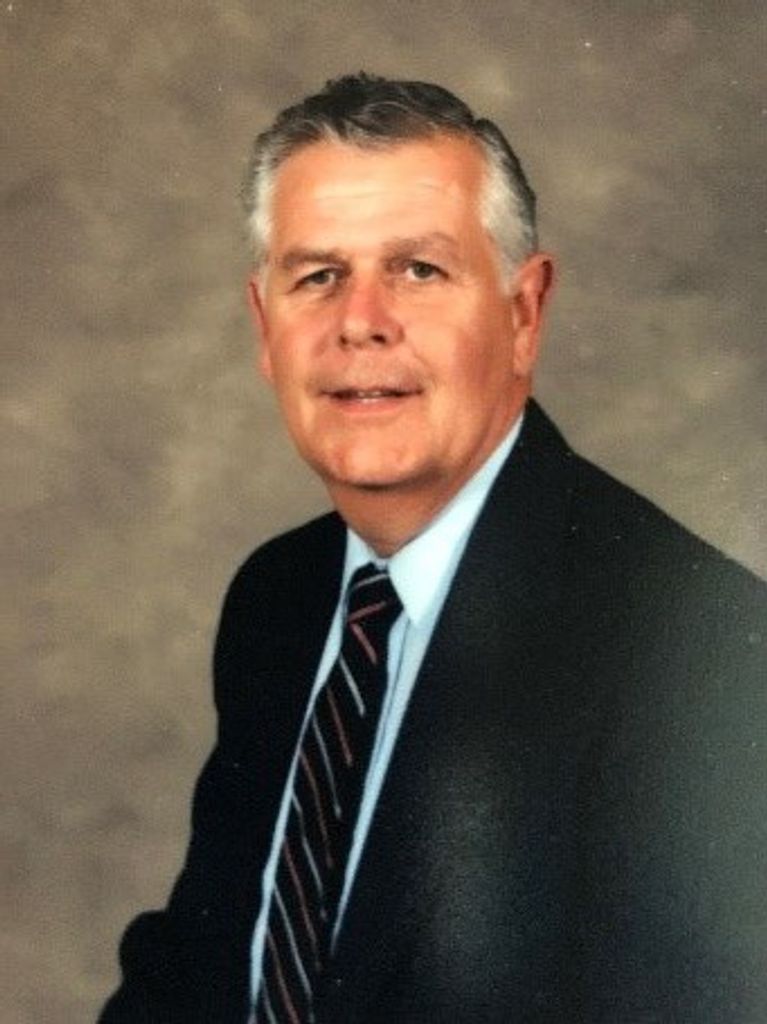 Frank Ernst Mead