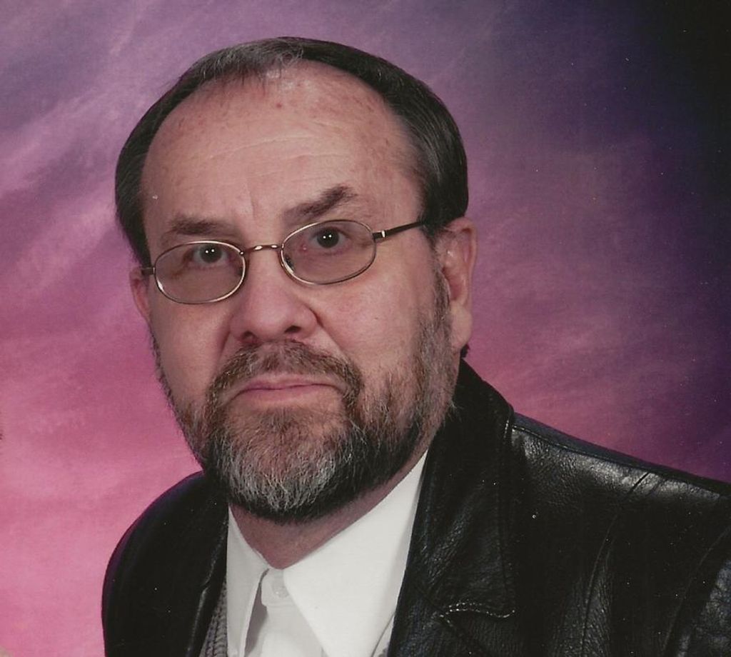 Larry Dale Holmes Profile Photo