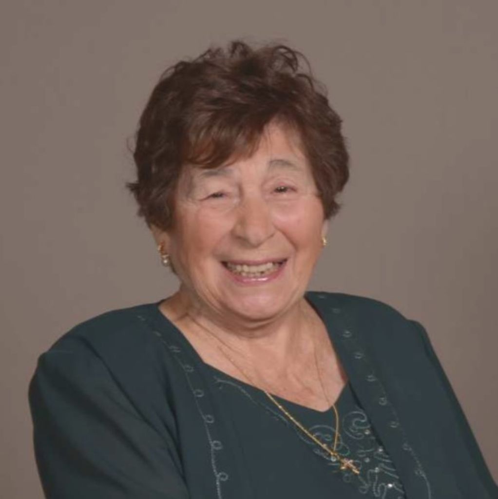 Athena (Papadopoulos)  Pergins