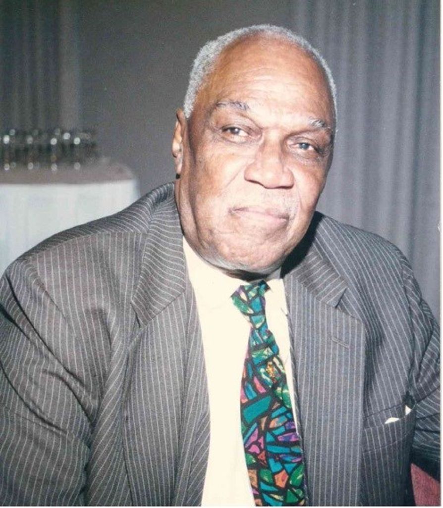 August Julius Smith Profile Photo
