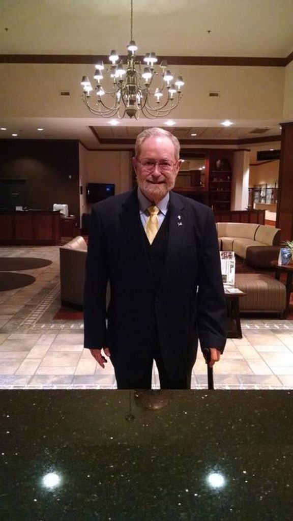 Pastor Howard Derx Lyons Profile Photo