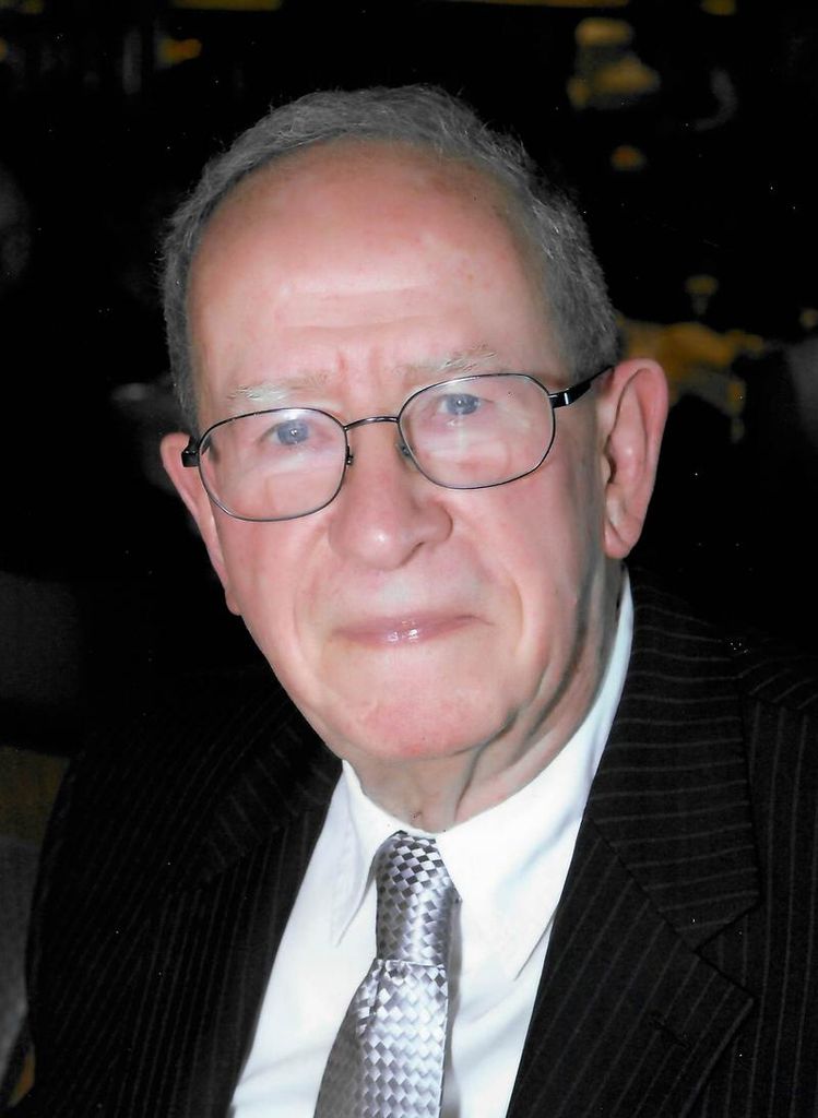 Thomas J. Degroot Profile Photo