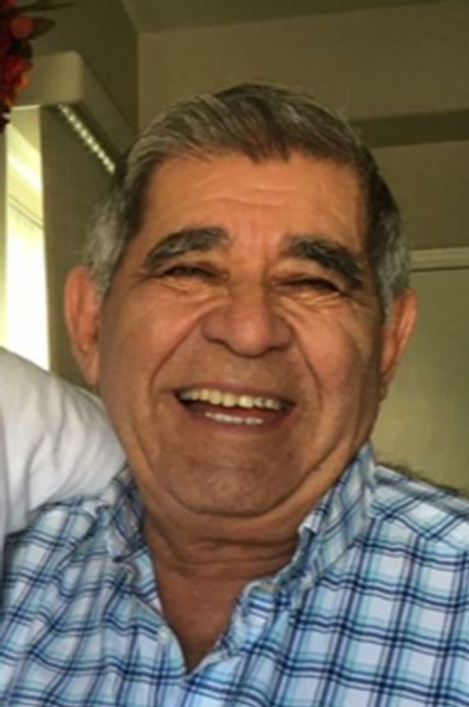 Rigoberto "Robert" Gomez Profile Photo