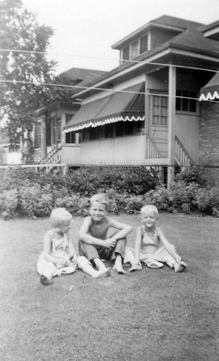 Alan Scholten photo gallery thumbnail 6 of 40