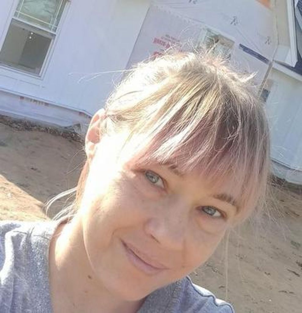 Sara Maxine White Profile Photo