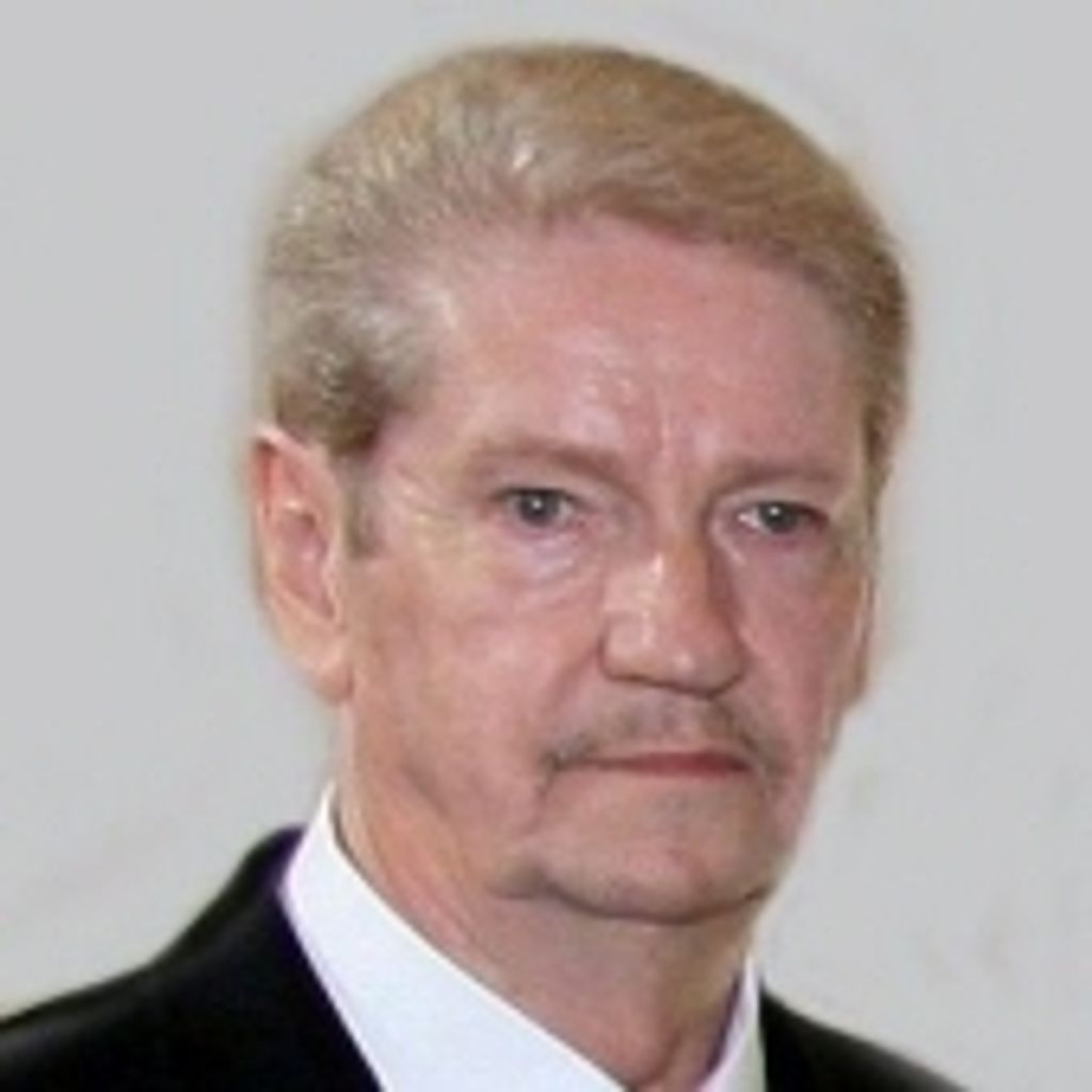 Donald L. Estheimer,  Sr.