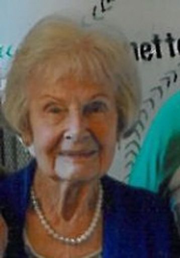 Lorraine Czerniakowski Profile Photo