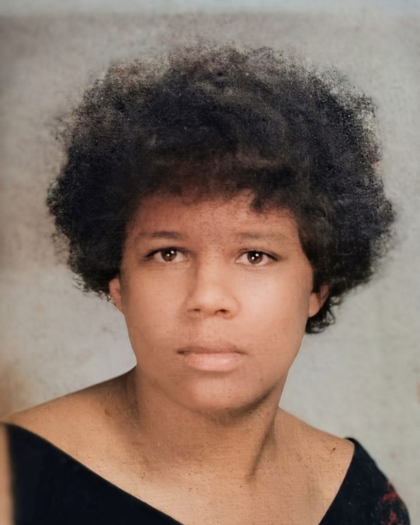 Ramona Lewis Profile Photo