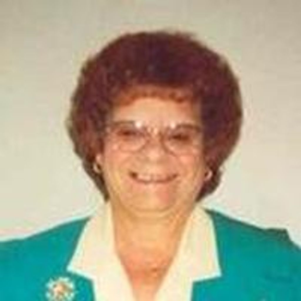 Maxine  N. (Campagna)  Riebold