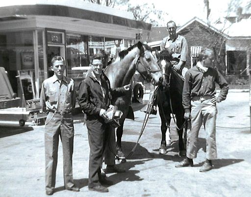 Tom D. East photo gallery thumbnail 16 of 183