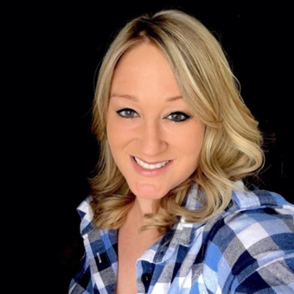 Jennifer "Jenn" Arnold