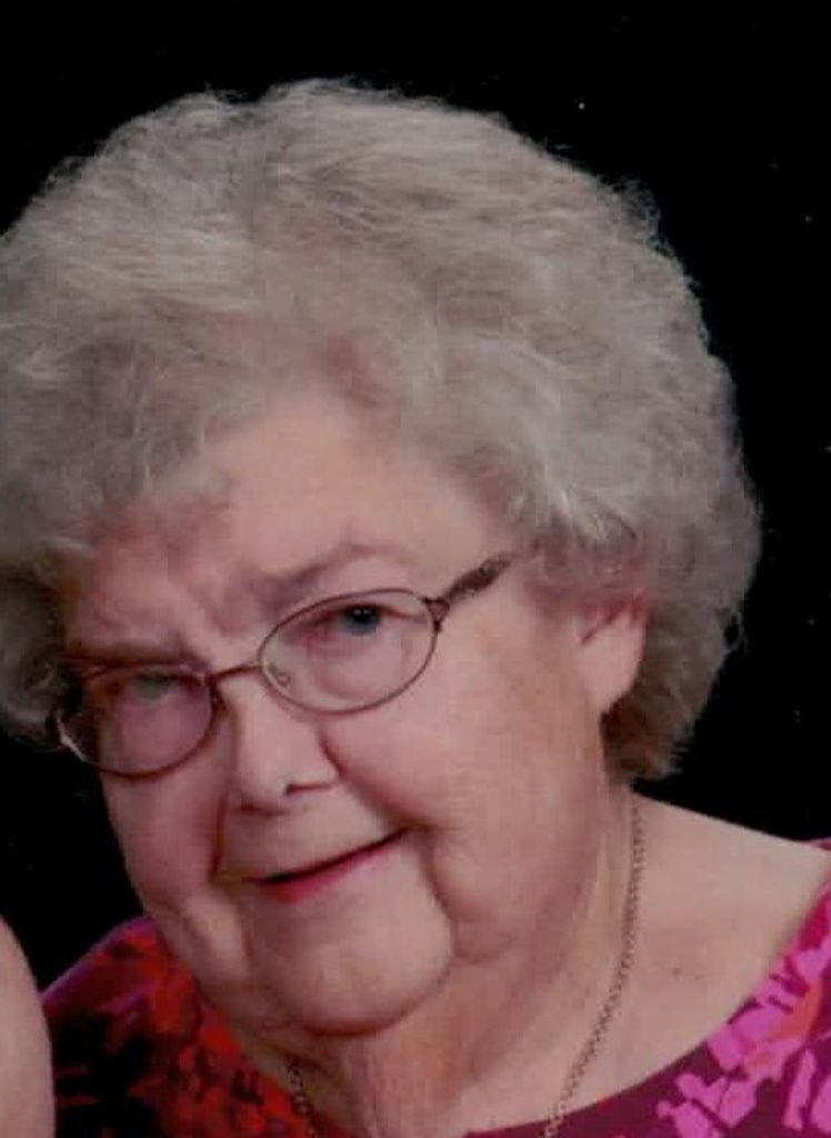 Janet Bearrows Profile Photo