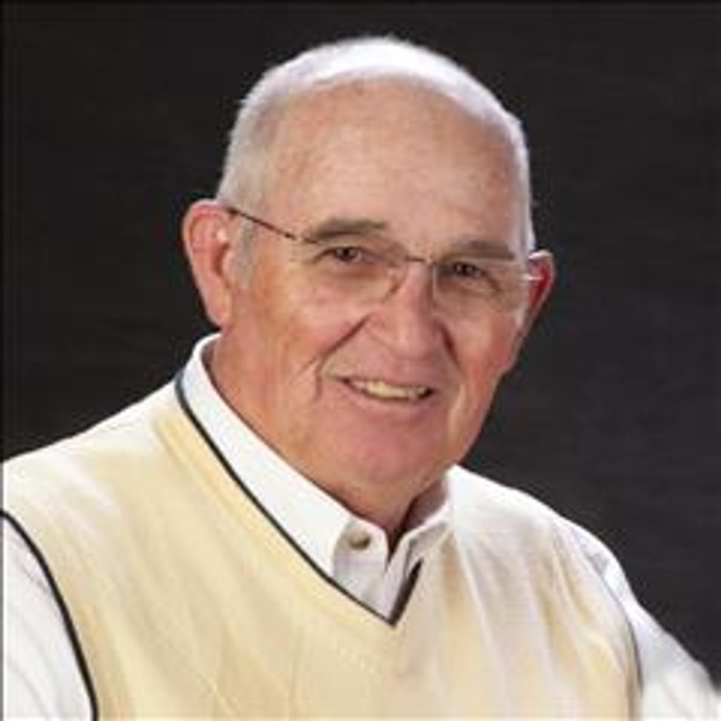 Lynn Edwin Davis Profile Photo