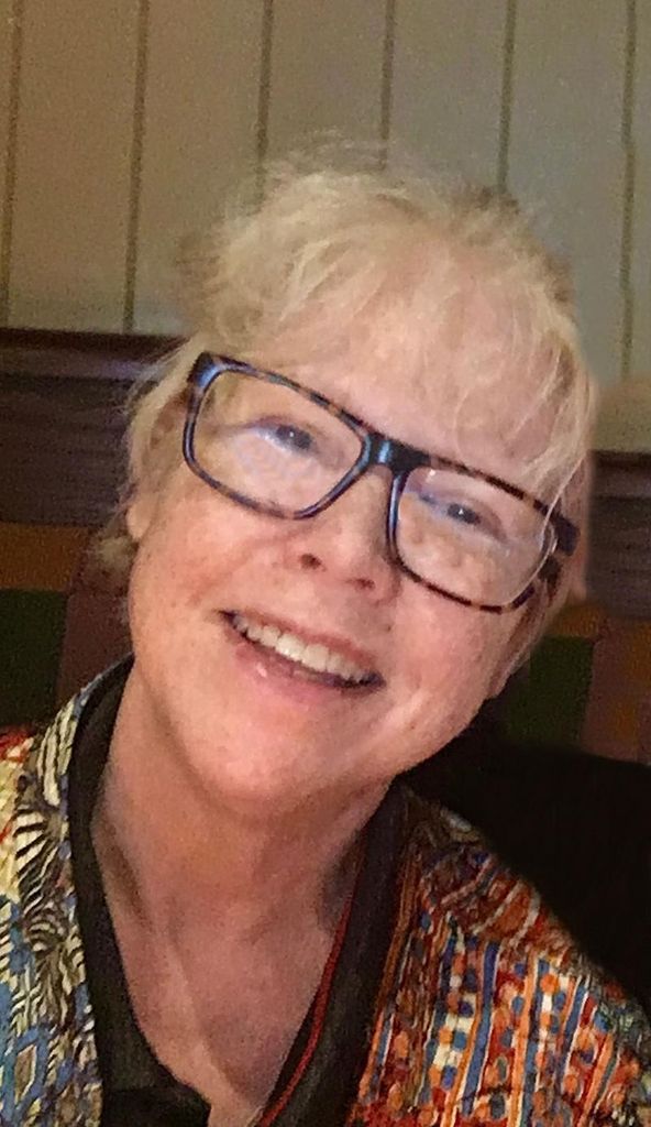 Lucinda Dixon Profile Photo