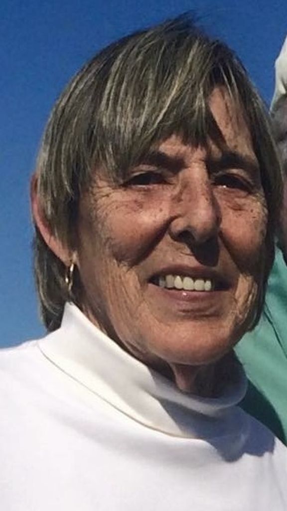 Marjorie E Connett