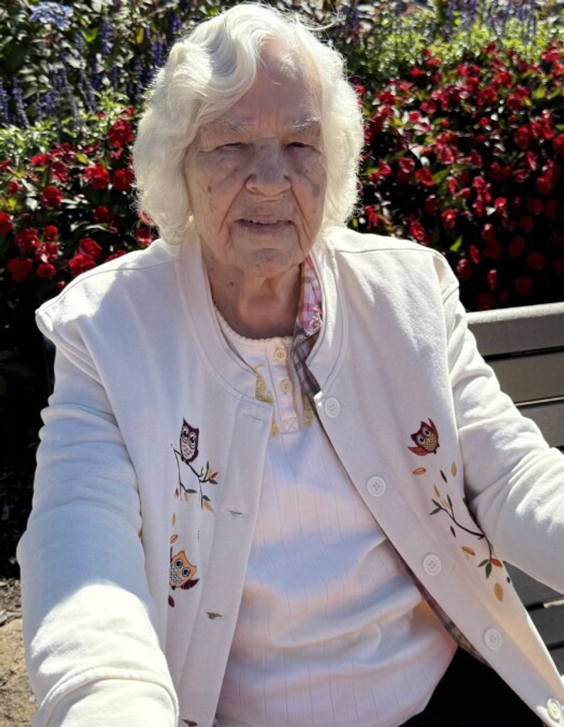 Hazel Elizabeth (Smith)  Hall