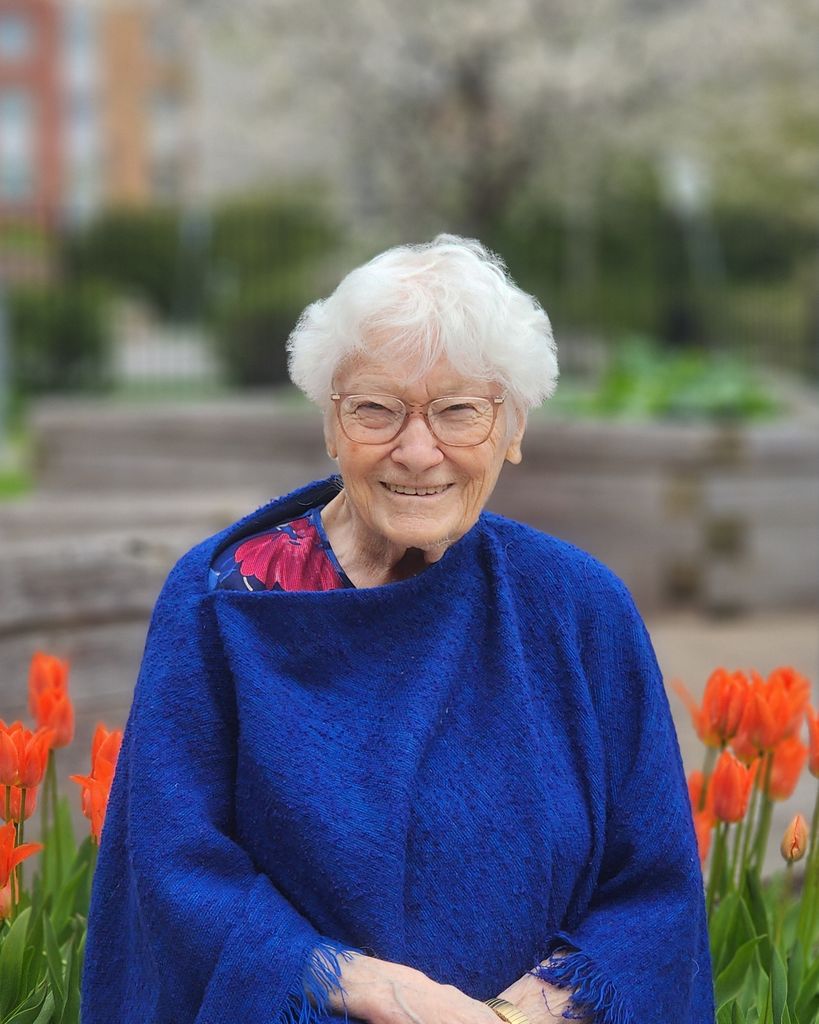 Elizabeth Morrow (née Robinson) Profile Photo