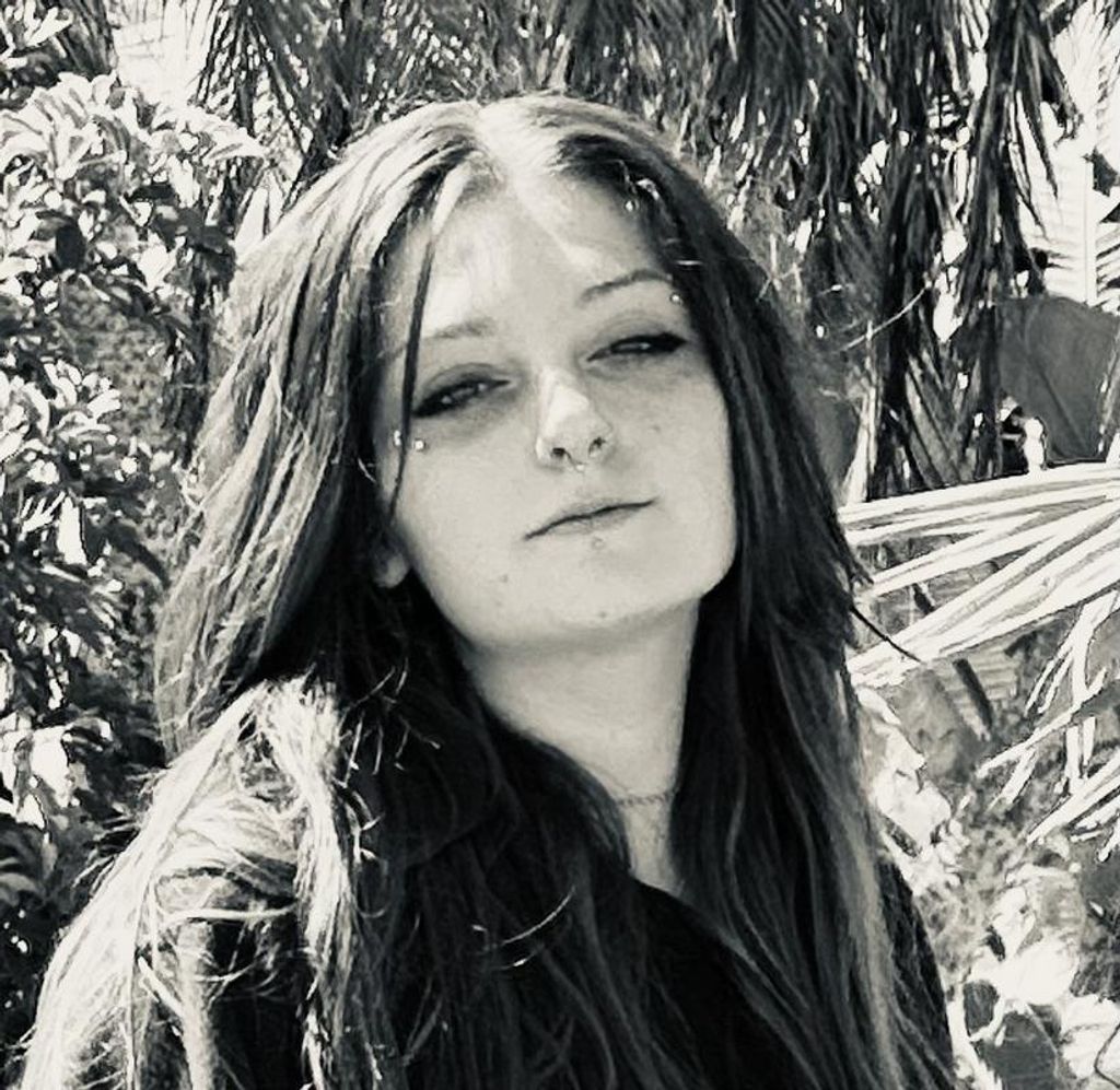 Emma J. Ferron Profile Photo