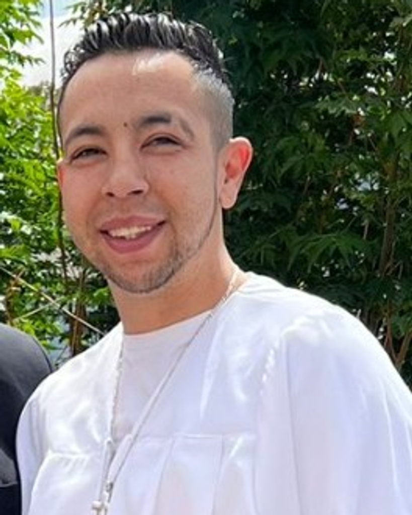 Luis Martinez Profile Photo