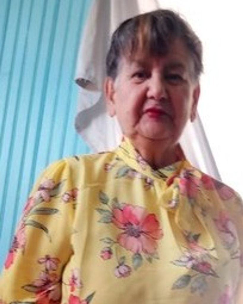 Julia C. Flores Profile Photo