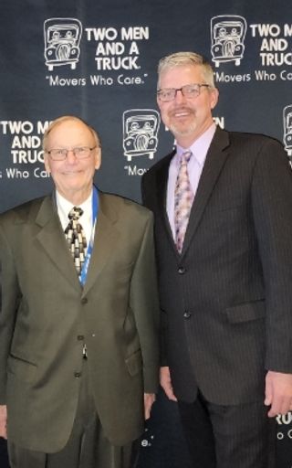 Robert Christensen photo gallery thumbnail 5 of 10