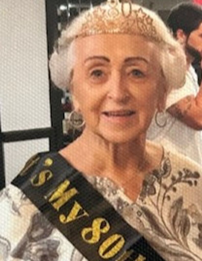 Gloria Harriett (Bennett)  Holley Profile Photo