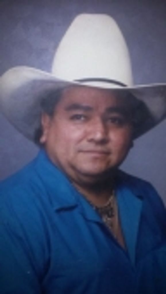 Basilio  Sr. Flores