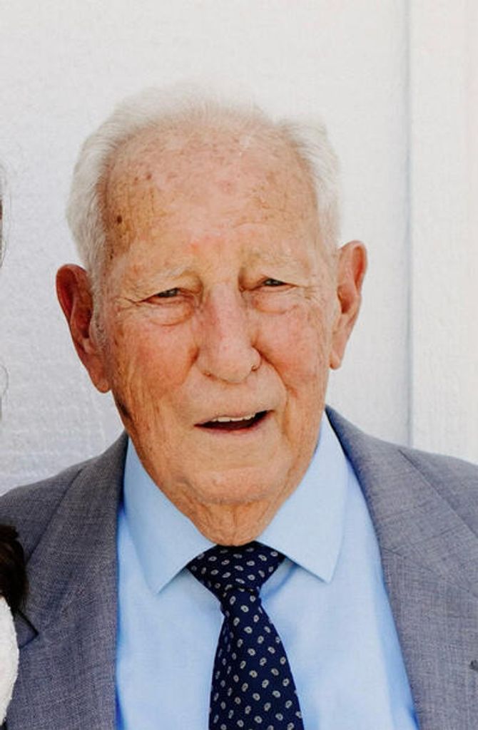 Ambrose Peters Profile Photo