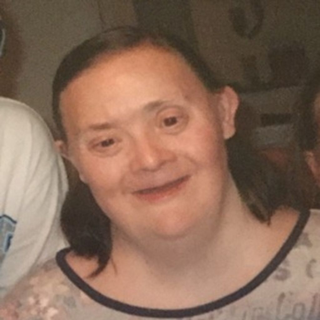 Helen Perreault Profile Photo