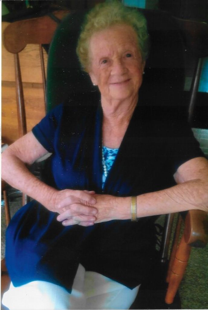 Joyce Bennett