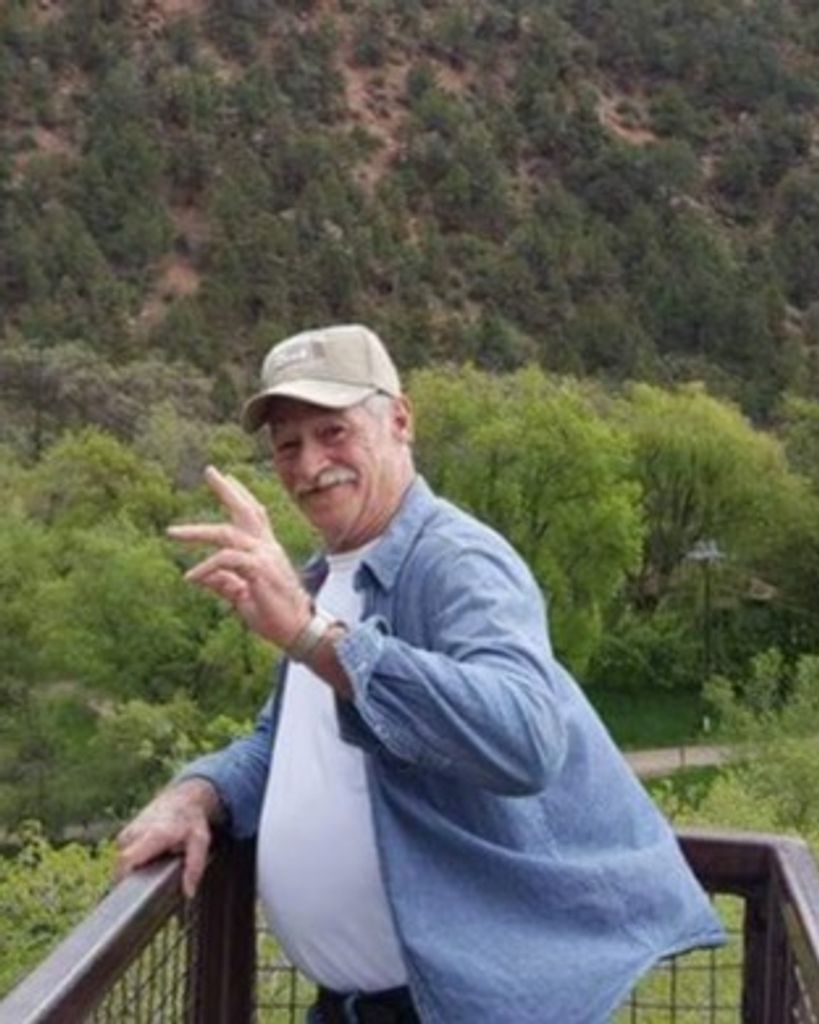 Russell Corbett Caviness Profile Photo