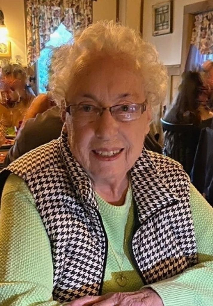 Rosamond "Rose" Collins