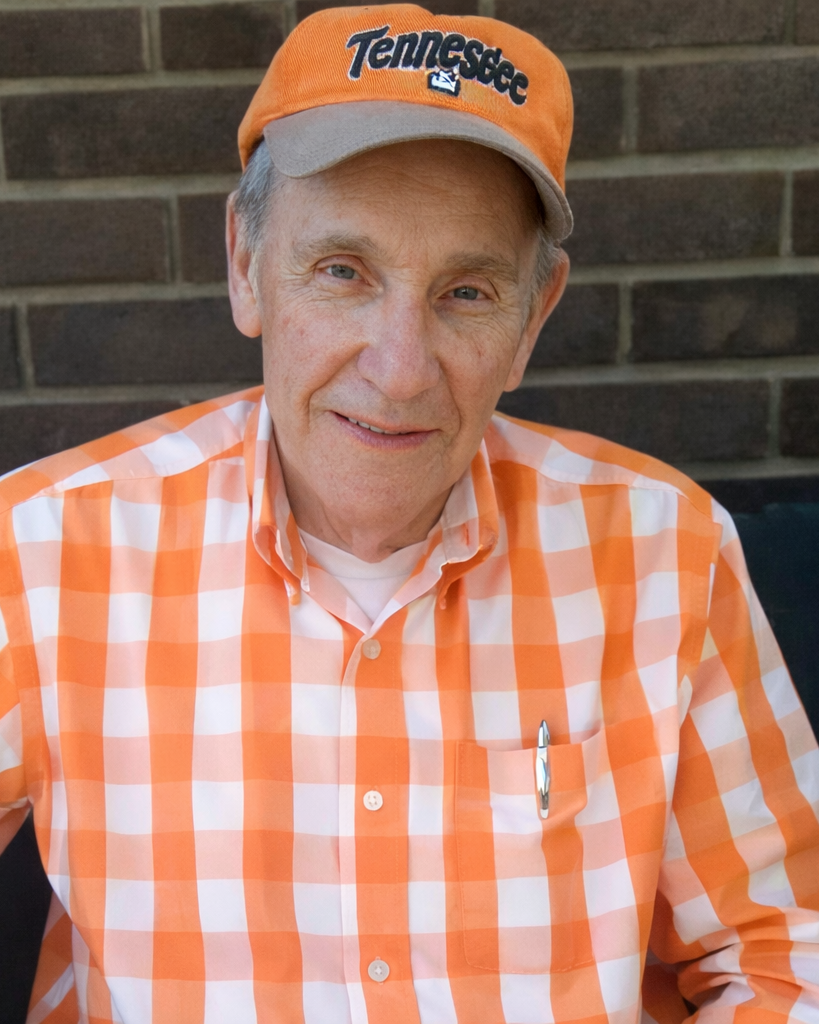 Leonard Edward Luna Profile Photo