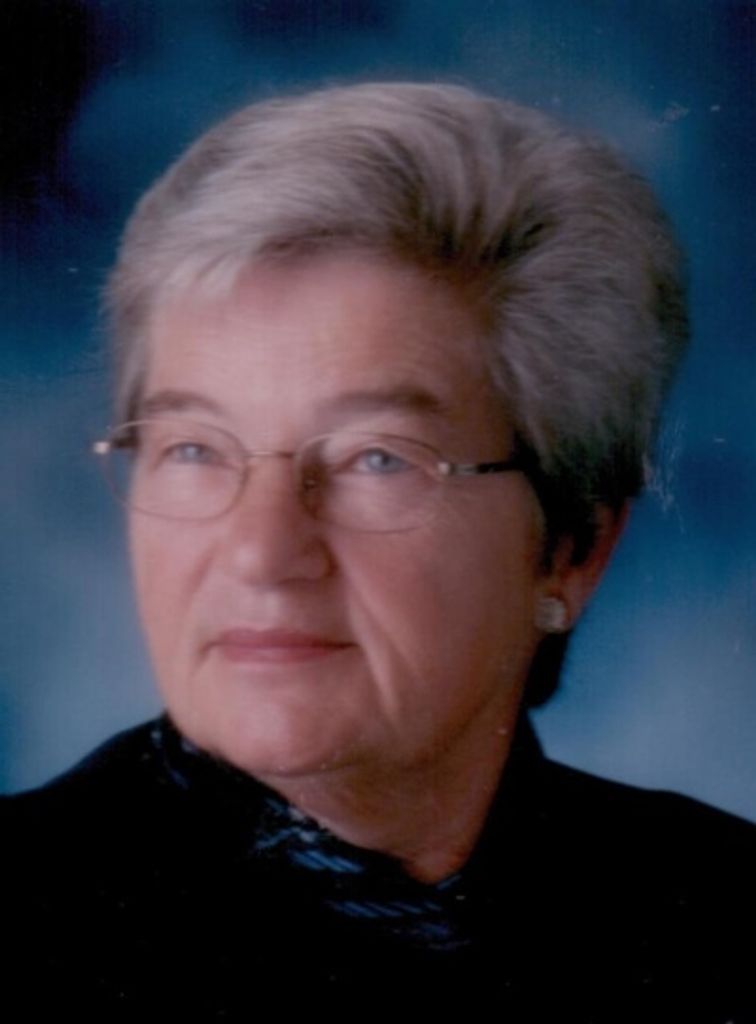 Gloria J Smokvina Profile Photo