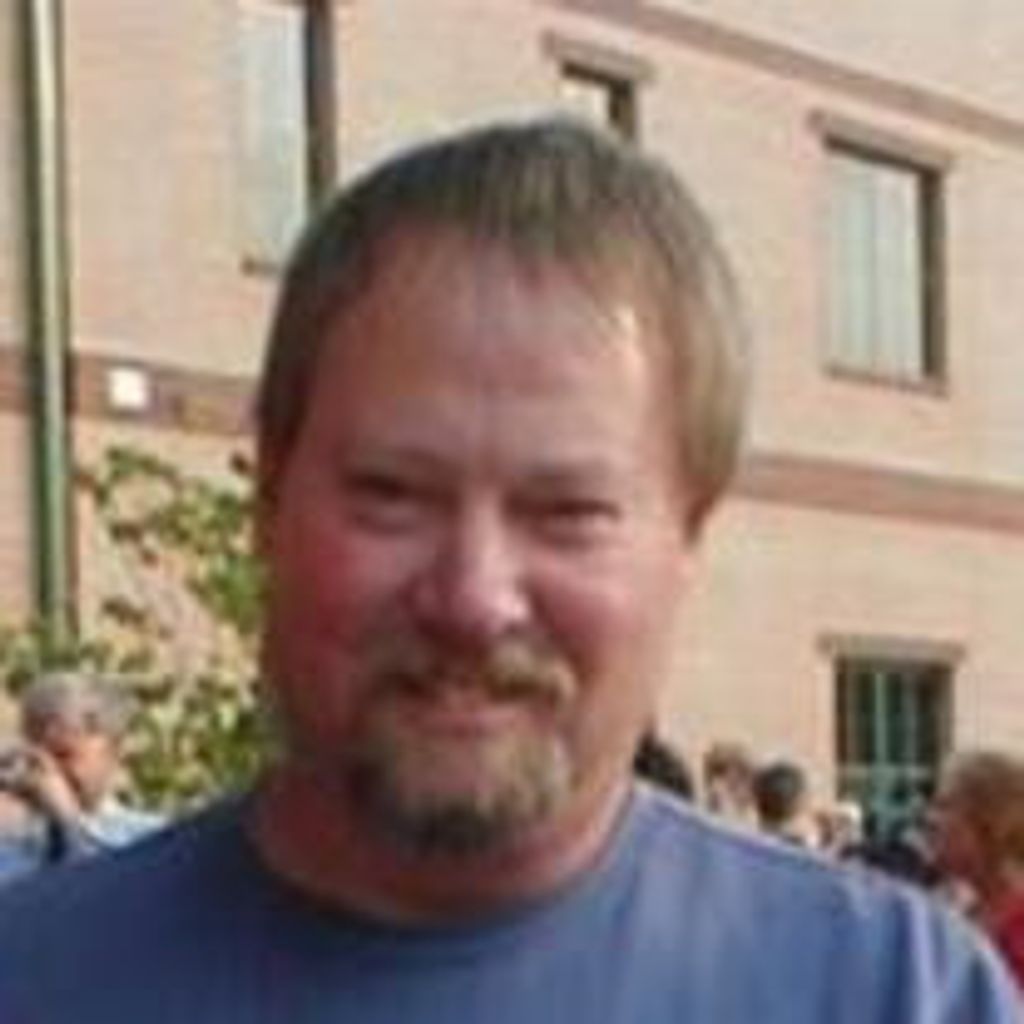 Mr Michael Robinson