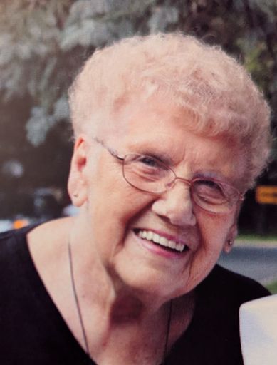 Betty Pauline Kaphingst's obituary image