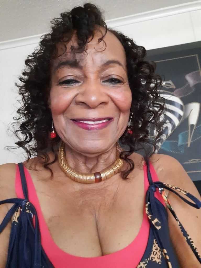 Theresa Riley-Keller Profile Photo