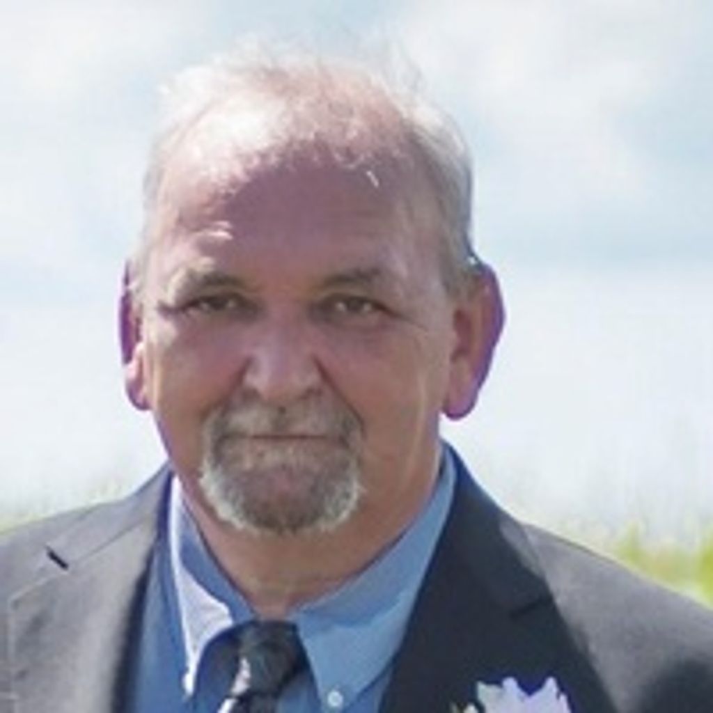 Dennis Swim Profile Photo