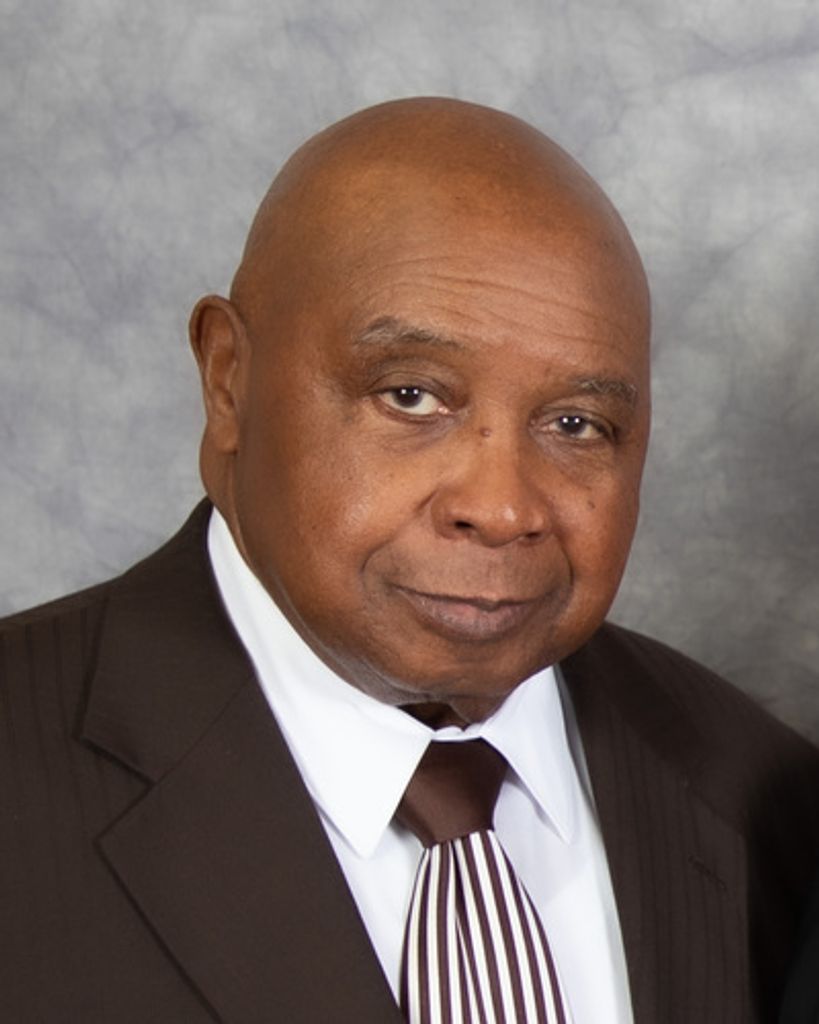 Mr. Cornell Drake Profile Photo