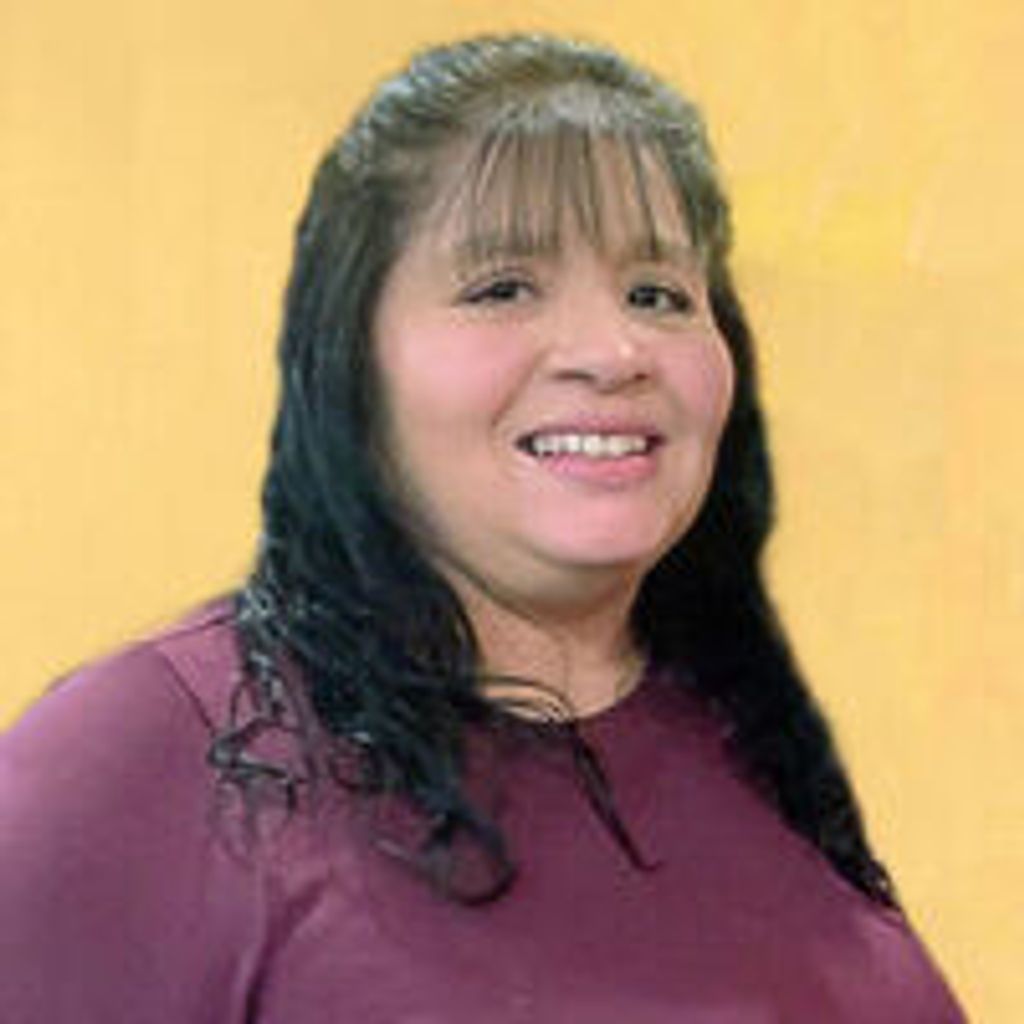 Diana "Nana" Torres